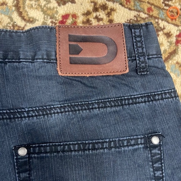 Jeans - Picture 12 of 12